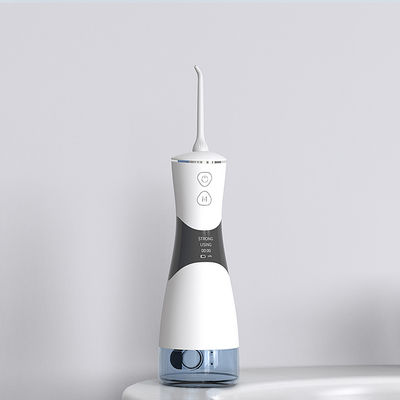 Anti Skid Oral Irrigator Detachable Water Tank 0.75mm Water Column